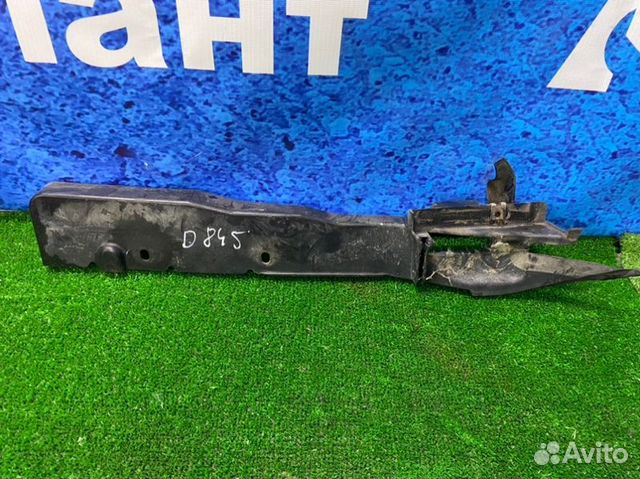 Накладка крыла передняя левая Ford Focus 2 hwda