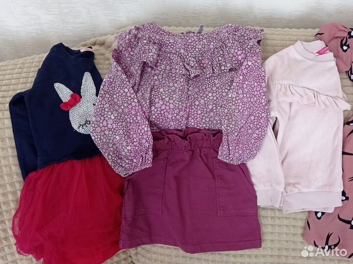 Одежда для девочки пакетом 104-110