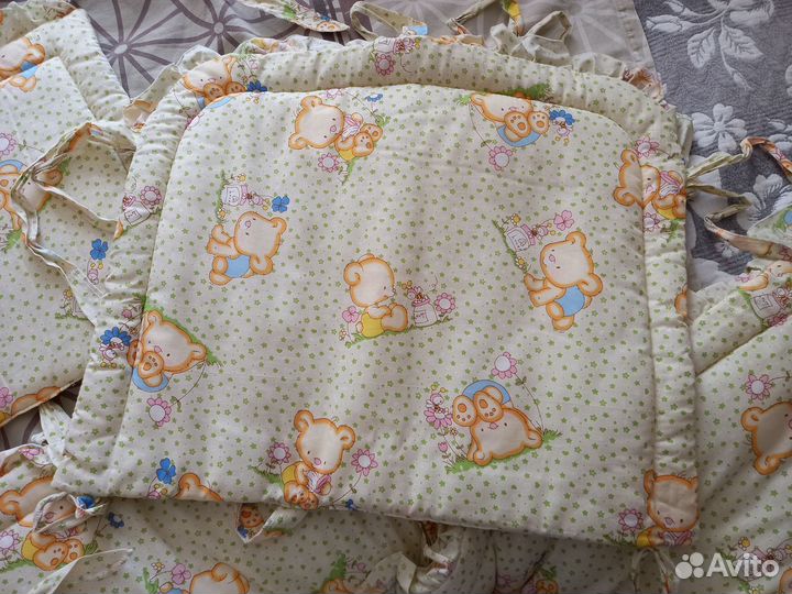 Бортики в детскую кроватку