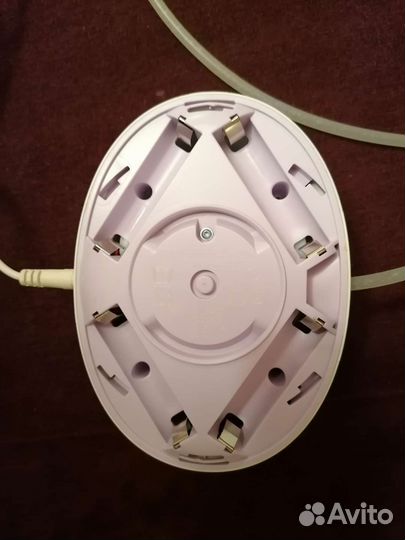 Молокоотсос Avent, бутылочки,вкладыши для груди