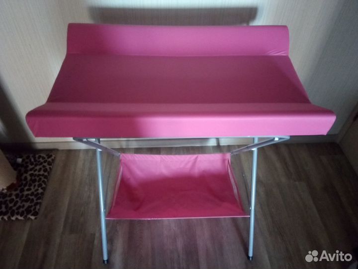 Пеленальный столик