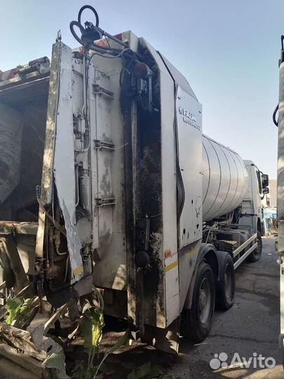 Mercedes-Benz Actros 3336, 2013