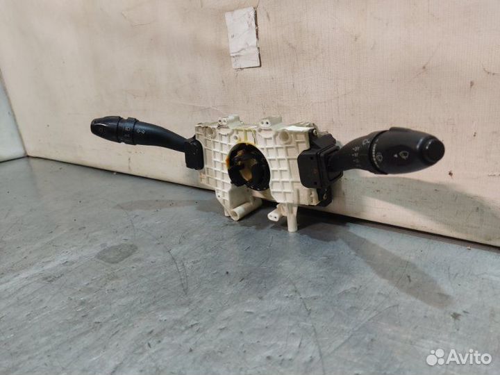 Переключатель подрулевой Hyundai Sonata EF тагаз