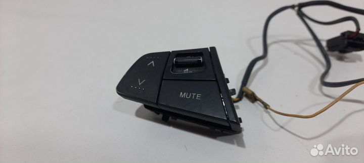 Блок кнопок на руль (Changan CS35)