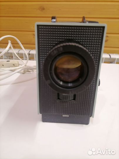 Диапроектор Экран