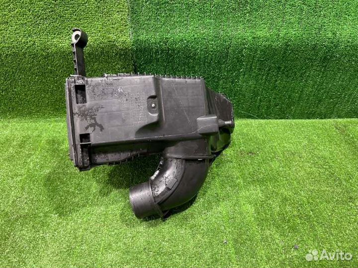 Корпус воздушного фильтра Renault Duster кроссовер