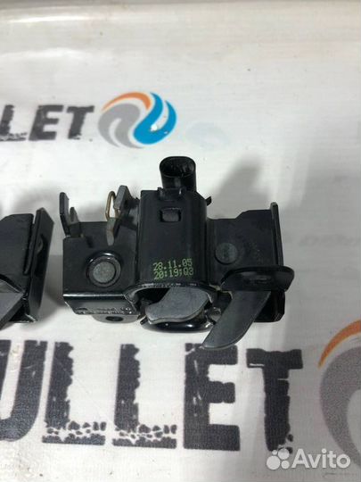 Замок капота Mercedes E W211 M- двигатель: 272943