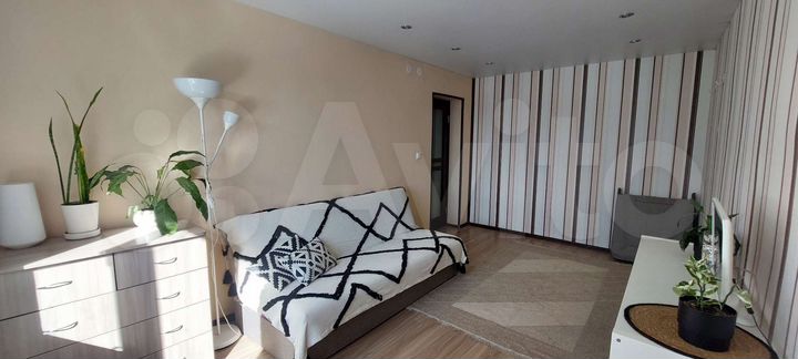 2-к. квартира, 57 м², 4/5 эт.