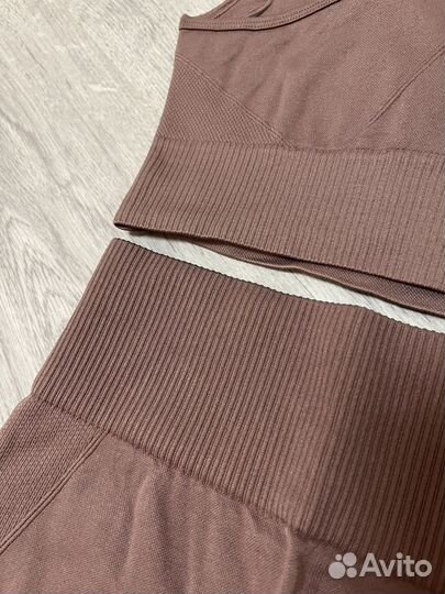 Топ и лосины доя фитнеса XS-S