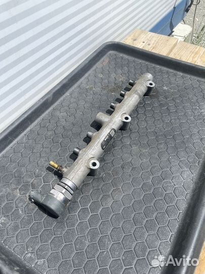 Топливная рампа Hyundai grand starex,H-1