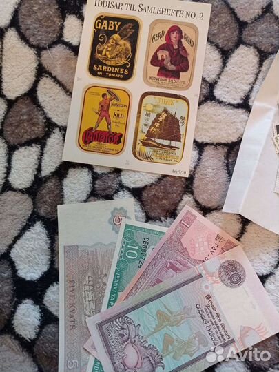 Монеты и банкноты, марки