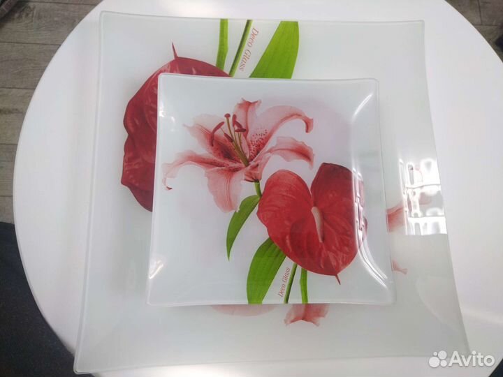 Набор тарелок