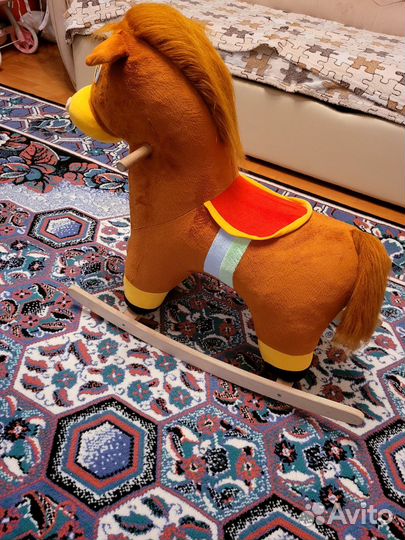 Детская качалка лошадь