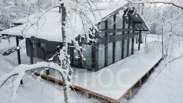 Дом 345 м² на участке 12 сот.