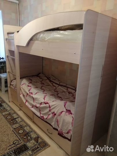 Двухъярусная кровать бу