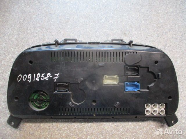 Панель приборов Mercedes-Benz A0054468621