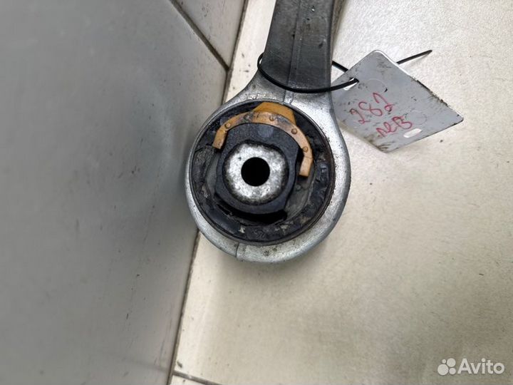 Рычаг передний левый Volkswagen Passat B5 седан