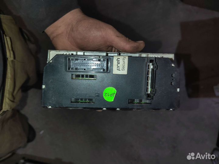 Блок управления климатом на Opel Astra H, Zafira B