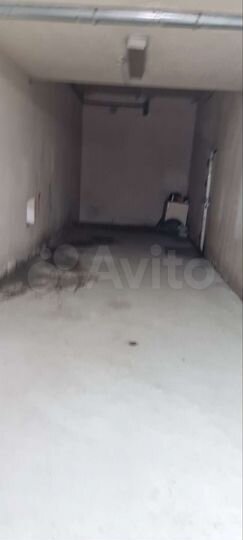 Машиноместо, 20 м²