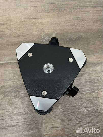 Трегер с оптическим центриром с адаптером