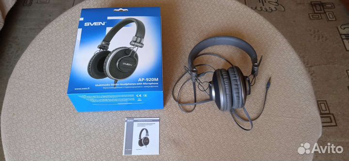 Проводные наушники