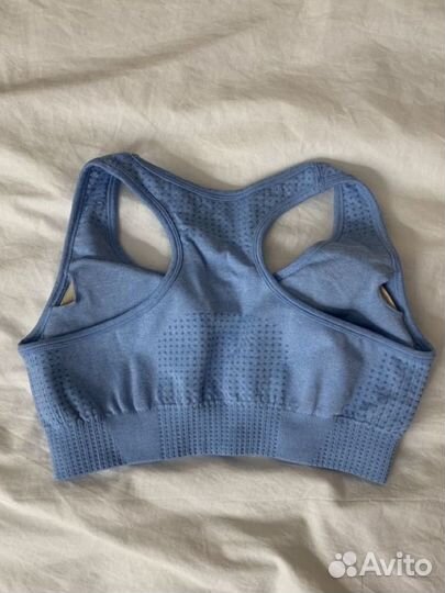 Спортивный топ