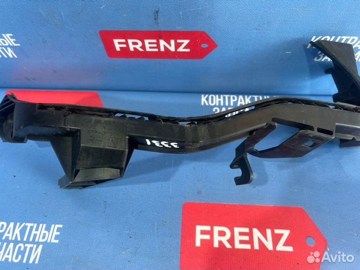 Кронштейн фары правый Subaru Xv GP 2011-2017