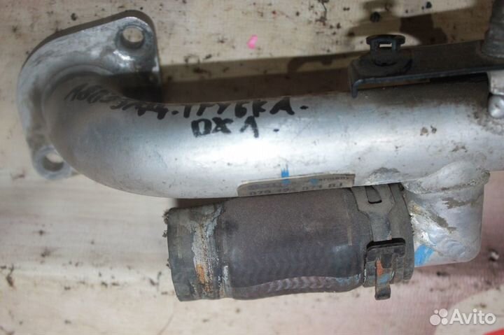 Патрубок системы охлаждения Audi A8 D3