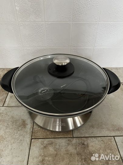 Электрическая сковорода вок Bork G600