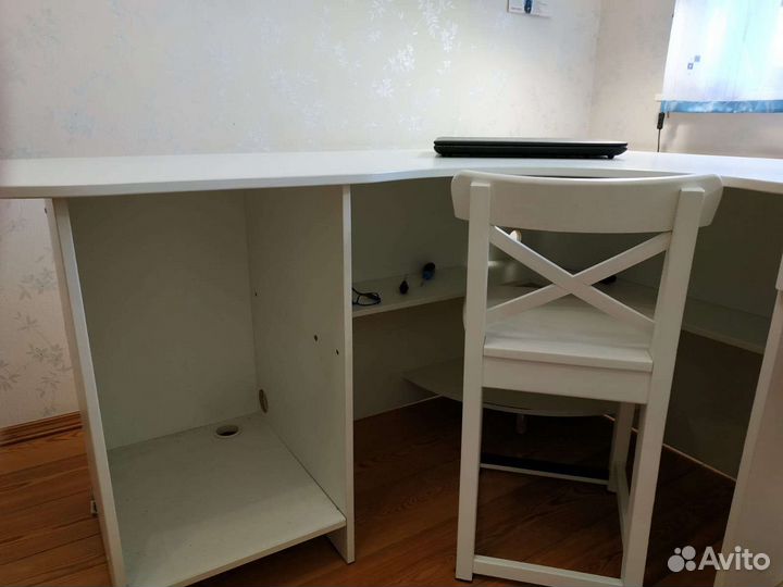 Угловой письменный стол для двоих б/у