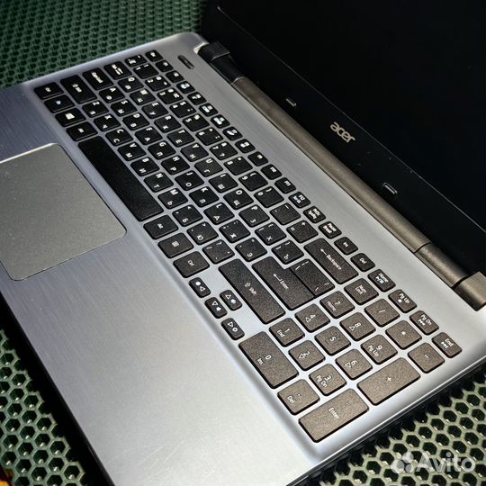 Ноутбук Acer E5-571G i5/16озу/240ssd