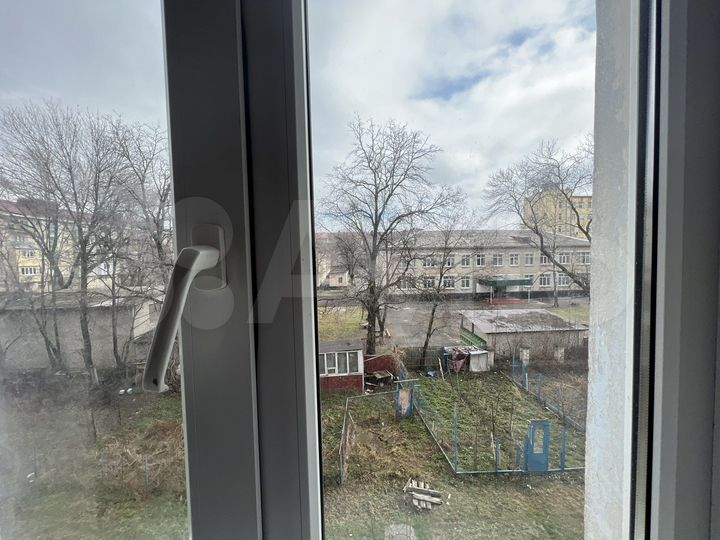 Квартира-студия, 42 м², 3/5 эт.