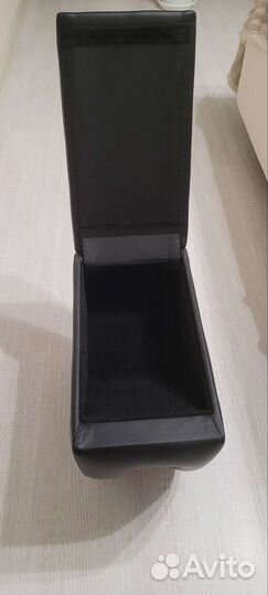 Подлокотник LADA vesta