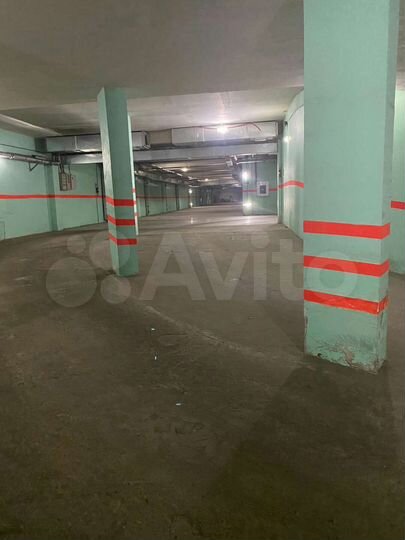 Машиноместо, 14 м²