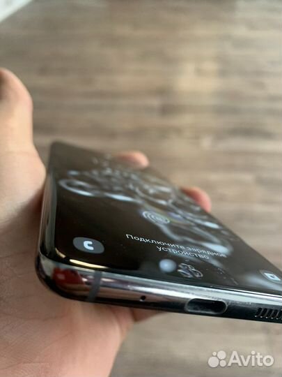 Телефон Samsung Galaxy s20+