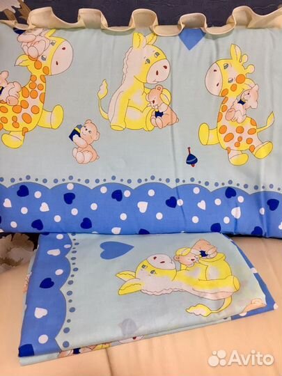 Новый Комплект с бортиками в кроватку