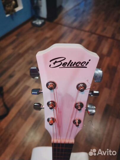 Гитара Belucci