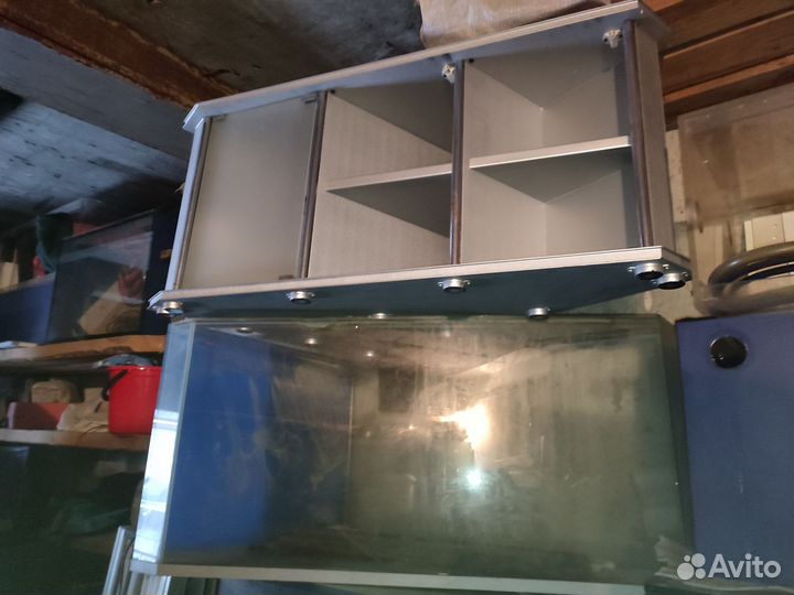 Угловой аквариум с тумбой