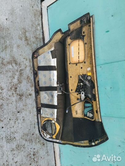 Обшивка передняя правая Мерседес W210