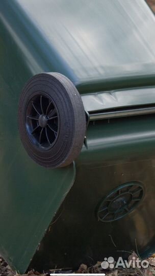 Бак мусорный 120 л новый