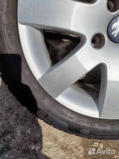 Gislaved Nord Frost 5 205/55 R16 94T