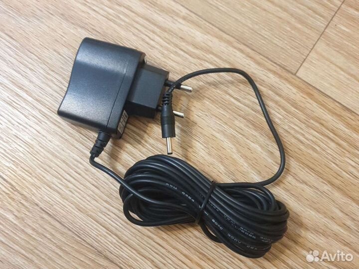 AC/DC адаптер 12v