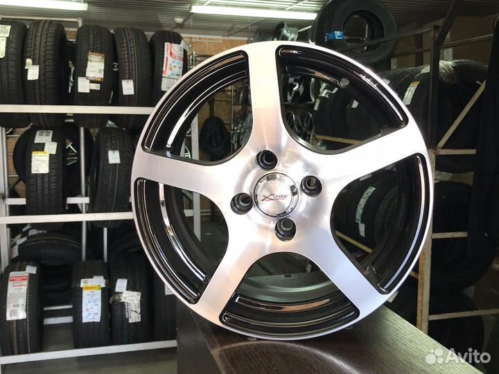Диски литые на RIO solaris X'trike X-118 R15 4*100