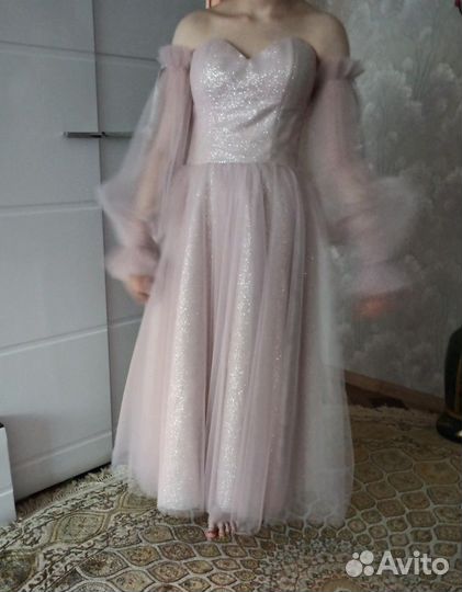 Платье вечернее