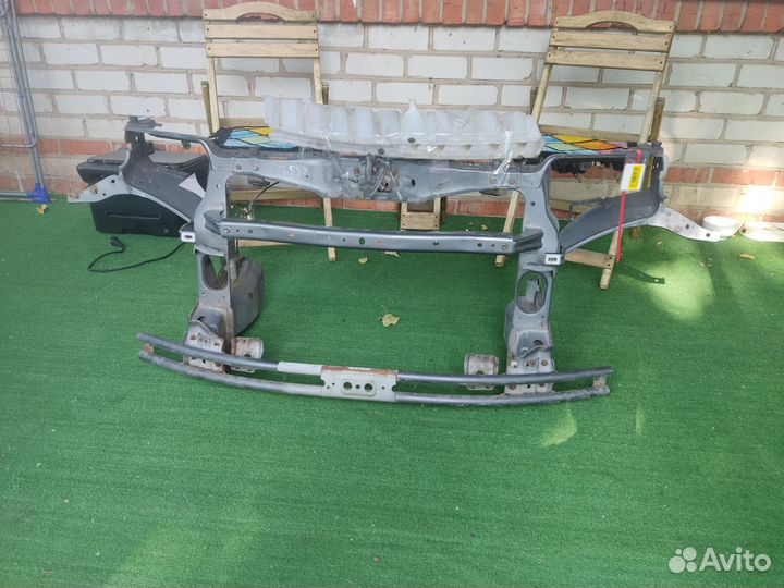 Панель передняя Suzuki grand Vitara телевизор