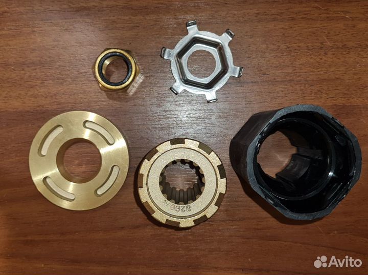 Винт гребной Mercury 135-300 (3x14-1/2x19)