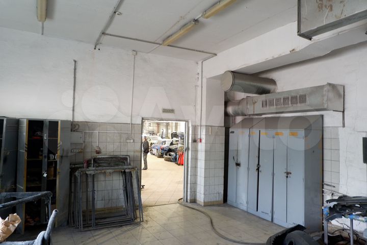 Производство, 1800 м²