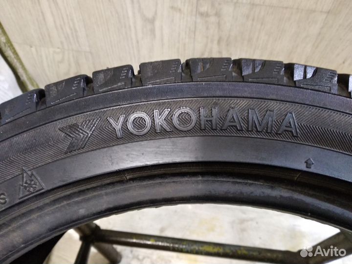 Yokohama Ice Guard IG20 215/45 R17