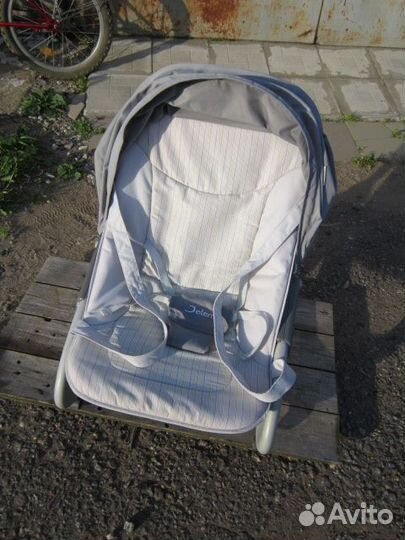 Шезлонг детский jetem