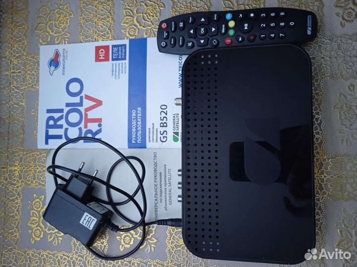 Цифровой спутниковый приемник триколор